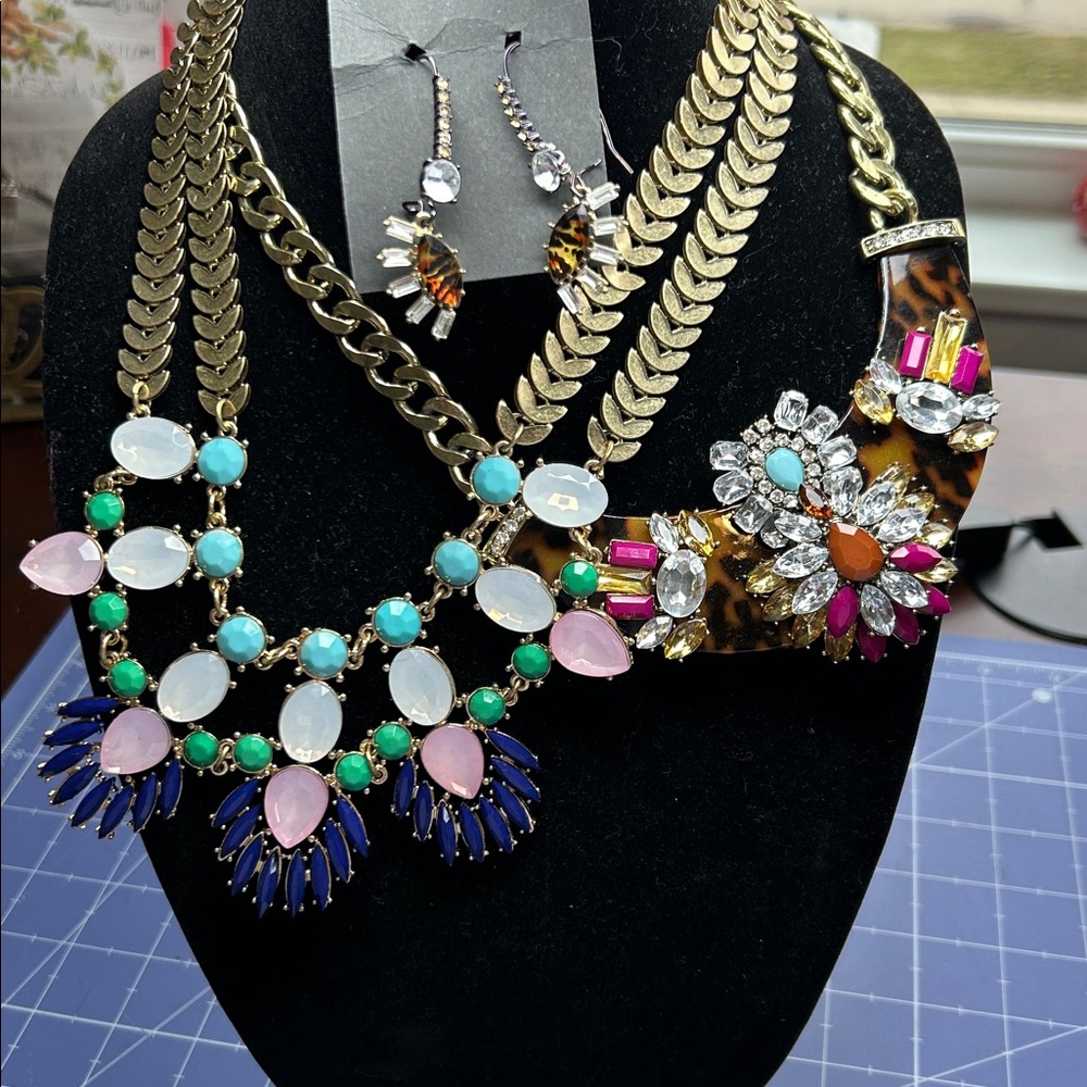 Cara Couture HSN fashion costume jewelry 2 necklace 1 pierced earrings nwot
